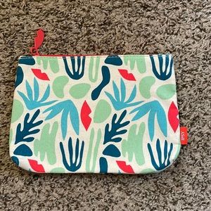 Printed makeup bag